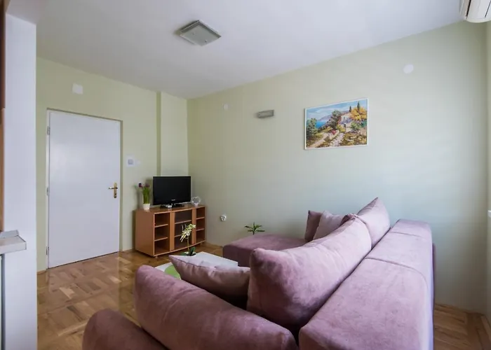 Na Stanovima Appartement *